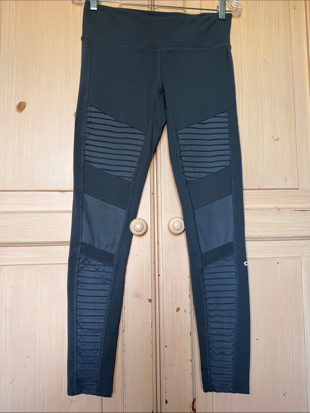 ALO Yoga Black Moto-Panel High-Rise Women’s Jeggings